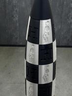 Art Stray-Nos -  La Fusée du Prestige, Luxe en Orbite by