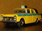 Tomy 1:64 - Modelauto - Nissan Cedric, Nieuw
