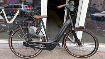 Gazelle Grenoble C8 HMB Elektrische damesfiets maat 53 /61 beschikbaar voor biedingen