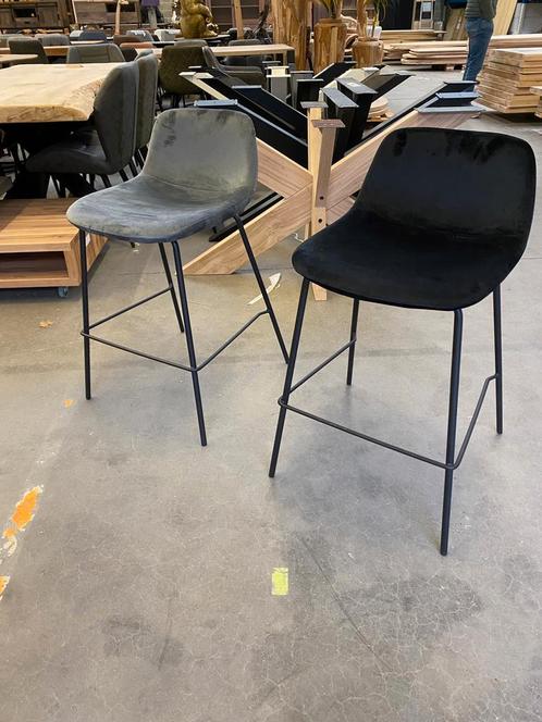 Cindy barstoel, velvet black & grey (nieuw, outlet), Huis en Inrichting, Stoelen, Nieuw, Metaal, Stof