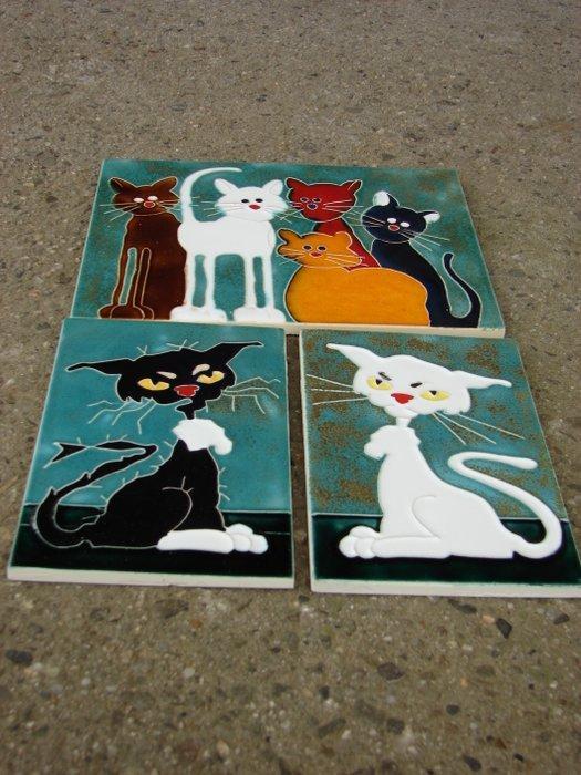 Tegel (3) - Marian Jesie , koty - 2020+, Antiek en Kunst, Antiek | Glaswerk en Kristal