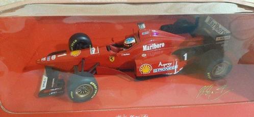 Minichamps 1:18 - Voiture de course miniature - Ferrari, Hobby en Vrije tijd, Modelauto's | 1:5 tot 1:12
