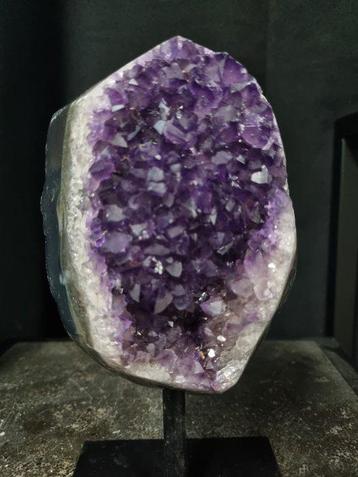 HQ Dark purple Amethyst on luxury steel stand - Hoogte: 190