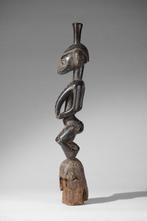 Une sculpture en bois - Senufo - Côte dIvoire (Sans Prix de