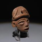 Teotihuacán, Mexico Terracotta Fragment figuur. 100-600, Verzamelen, Mineralen en Fossielen