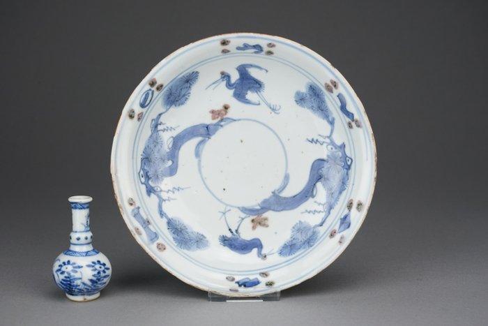 Ko-Sometsuke dish - Porselein - Copper red flowers - China -, Antiek en Kunst, Antiek | Overige Antiek