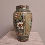 Boch Frères - Charles Catteau - Vaas - decor 647/ vorm 897