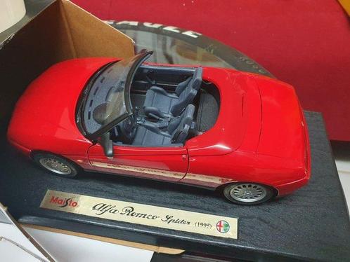 Maisto 1:18 - Modelauto - Alfa Romeo Spider (1995), Hobby en Vrije tijd, Modelauto's | 1:5 tot 1:12