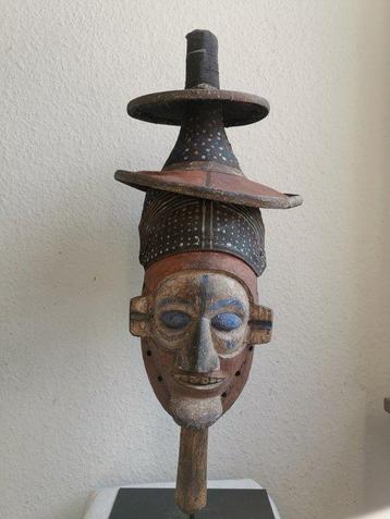 Polychroom Yaka-masker - Ndeemba - Jaka - DR Congo  (Zonder