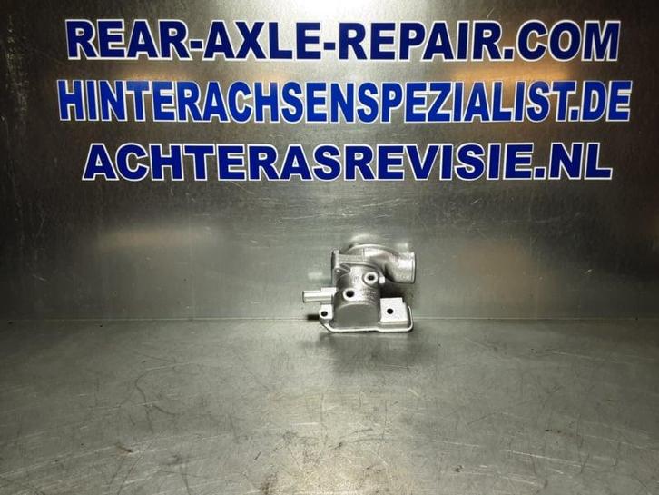 Opel thermostaathuis  Admiral, Diplomat ,Kadett, Rekord., Auto-onderdelen, Motor en Toebehoren, Gebruikt, Opel, Verzenden