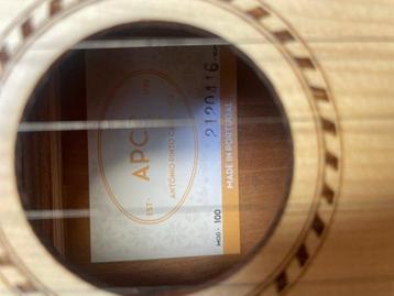 APC Instrumentos. - MOD 100 - - Ukulélé - Portugal (Sans