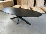 Zwart ovale eettafel, visgraat + verjongd (nieuw, A-keuze), Nieuw