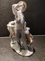 Lladró - Beeldje, De Porseleinverkoper - 27 cm - Porselein -
