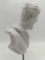 Sculpture, Busto di Lucio Vero - 40 cm - poudre de marbre