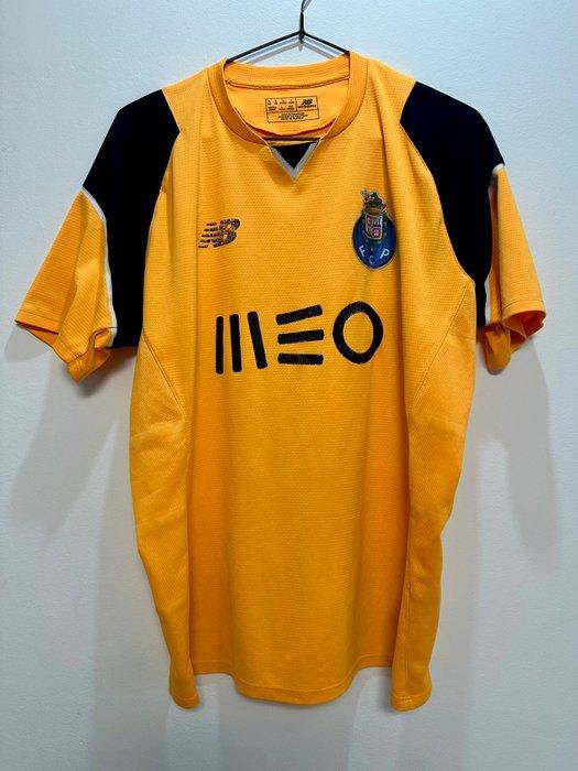 FC Porto - Liga NOS - Iker Casillas - 2016 - Maillot de foot, Verzamelen, Overige Verzamelen
