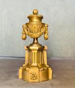 Vuurbok - Een paar Louis XVI-ormolu-haardstukken - Verguld
