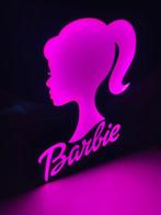 Lichtbord – Silhouet van een poppenontwerp – Gemaakt in, Antiek en Kunst