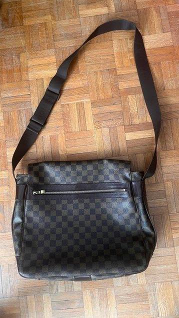 Louis Vuitton - Porte-documents beschikbaar voor biedingen