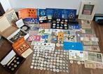 Wereld. Collection of coins, medals, banknotes,