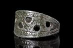Viking Brons versierde ring  (Zonder Minimumprijs)