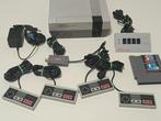 Nintendo - Nes - NES console with controller cables, a NES, Games en Spelcomputers, Nieuw