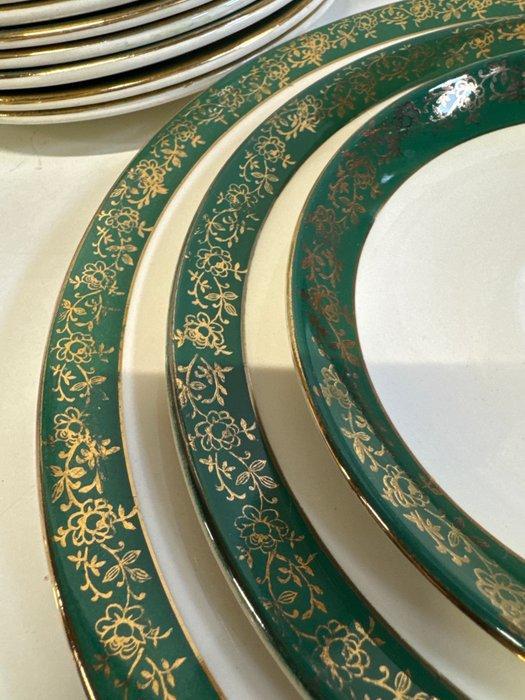 Sarreguemines - Service de table pour le dîner - Model,, Antiek en Kunst, Antiek | Meubels | Tafels