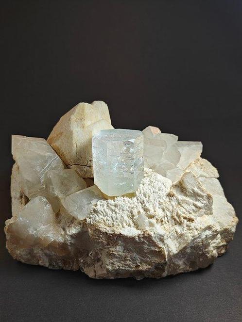 aquamarijn Exemplaar - Hoogte: 21 cm - Breedte: 14 cm- 4271, Verzamelen, Mineralen en Fossielen