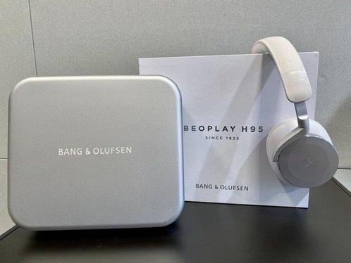 ② Bang & Olufsen - BeoPlay H95 “Nordic Ice” LIMITED EDITION