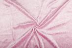 Velours lichtroze stof - 10m rol - Polyester - ACTIE!, Hobby en Vrije tijd, Verzenden, Nieuw