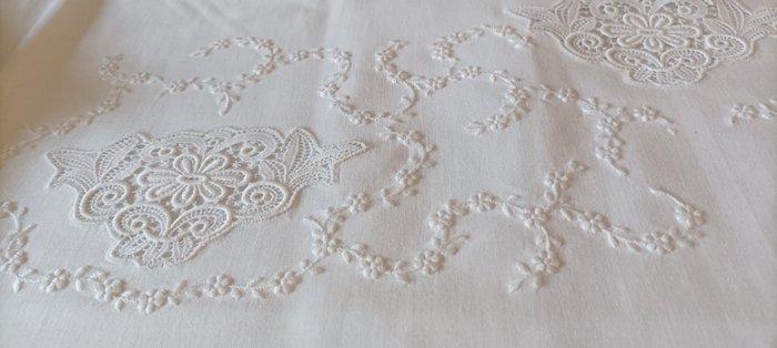 Prachtig linnen laken met grote kussenslopen en fijne, Antiek en Kunst, Antiek | Tapijten, Tafelkleden en Textiel