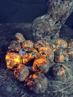 Big lot yooperlite - uv reactive different shapes- 1112 g