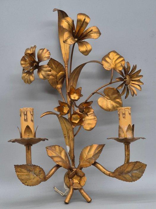 Im stile Hans Kögl – Wandleuchte im Florentiner Stil,, Antiquités & Art, Curiosités & Brocante