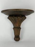 Wanddecoratie - Frankrijk - Een houten wandconsole