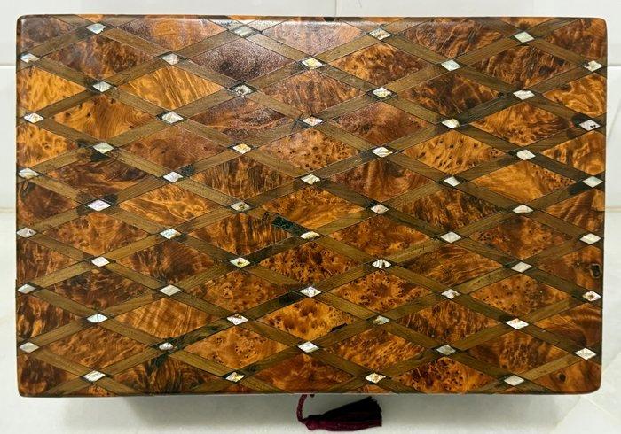 Kist - Palissander, Thuya, Satijnhout, Antiek en Kunst, Curiosa en Brocante