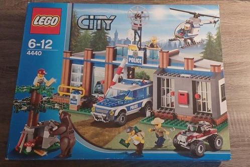 onderwerpen hanger Posters ② Lego - City - Politie bureau - 2000-heden — Speelgoed | Duplo en Lego —  2dehands