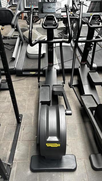 Technogym Excite Live Synchro Crosstrainer, Verzenden, Overige typen