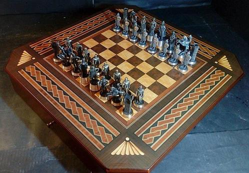 Schaakspel - Reconquista de Granada - Koper, hout, Antiek en Kunst, Curiosa en Brocante