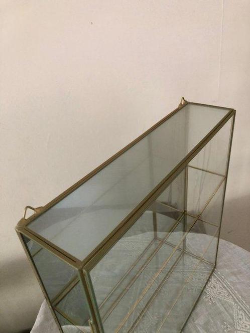 Vitrinekast - Glas, Koper - Glazen kast met spiegel aan de, Antiek en Kunst, Kunst | Designobjecten