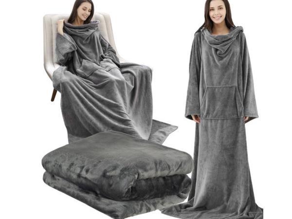 Veiling - Lichtgrijze sweater en badjas, Vêtements | Femmes, Homewear