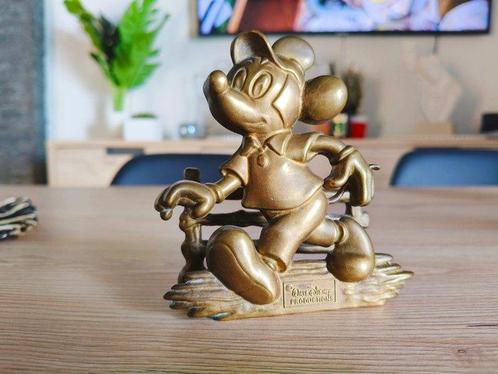 Disney - Mickey Mouse - 1 - Mickey Mouse Bronze Figure, Verzamelen, Disney