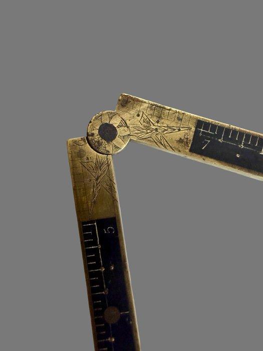 J Brunnetie Escuadra - Ebbenhout - 1700-1750, Antiek en Kunst, Antiek | Overige Antiek