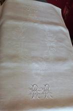 Tafelkleed - 238 cm - 150 cm - Geborduurd monogram R R