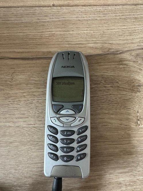 Nokia 6310i Triband phone Lighting Silver - Mobiele telefoon, Games en Spelcomputers, Spelcomputers | Overige Accessoires