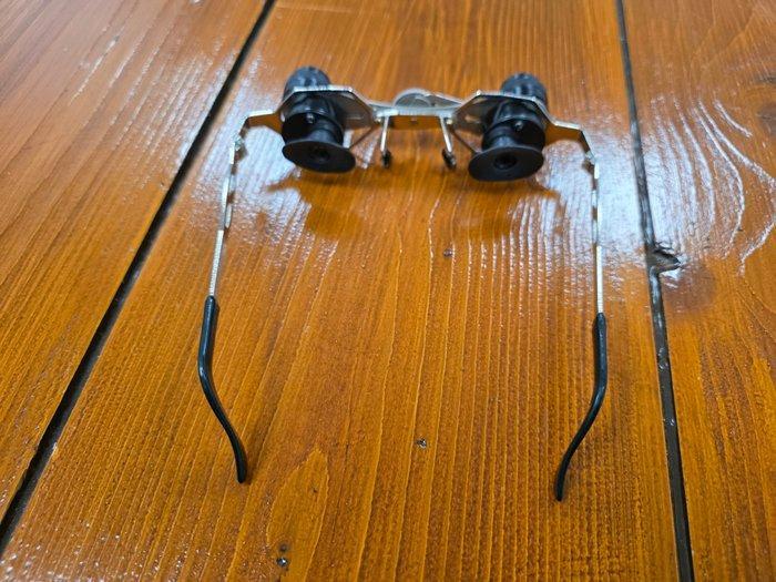 Verrekijker - Russische Fernglasbrille BS-1 7×, Verzamelen, Foto-apparatuur en Filmapparatuur