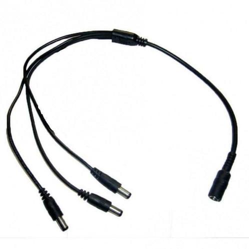 Voeding splitter adapter - 1 naar 3, Doe-het-zelf en Bouw, Elektriciteit en Kabels, Kabel of Snoer, Verzenden