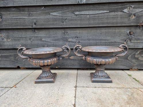 2 Double handed - Vaas - gietijzer, Antiek en Kunst, Curiosa en Brocante
