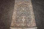 Soie cachemire - Tapis - 175 cm - 122 cm, Huis en Inrichting, Nieuw