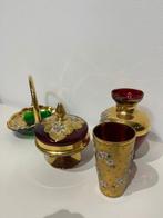 Themacollectie - 4 glazen voorwerpen van Boheemse glas, Antiek en Kunst