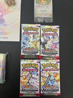 4 Booster pack - ARTSET - Pokémon Evoluzioni Prismatiche ITA, Hobby en Vrije tijd, Nieuw