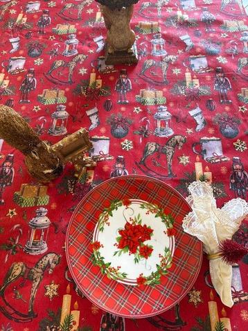 San Leucio top quality - Groot kersttafelkleed met een beschikbaar voor biedingen